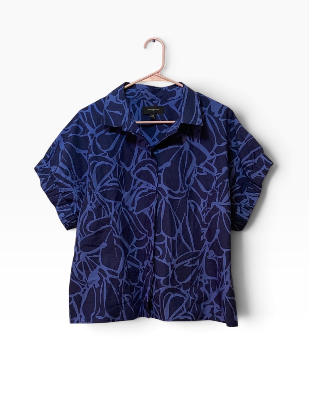 Banana Republic Navy and Royal Blue Abstract Short-Sleeve Button-Down Shirt